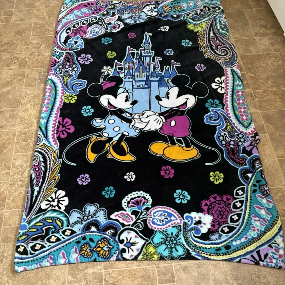 Vera Bradley Disney Plush Throw Blanket Mickey's Paisley Celebration 80x50